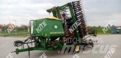 John Deere 740A مثاقيب