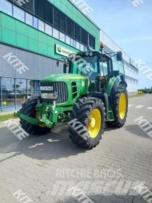 John Deere 7430 الجرارات