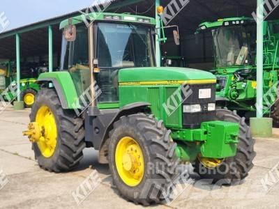 John Deere 7800 الجرارات