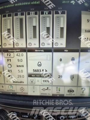 John Deere 8270R الجرارات