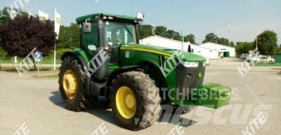 John Deere 8285R الجرارات