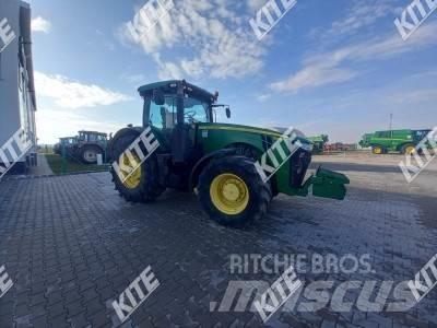 John Deere 8295R الجرارات