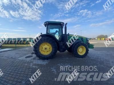 John Deere 8295R الجرارات