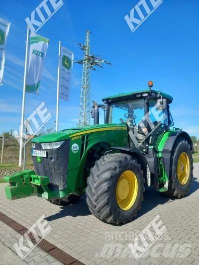 John Deere 8345R الجرارات