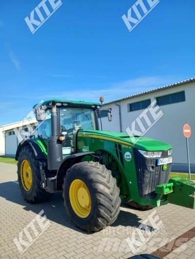 John Deere 8345R الجرارات