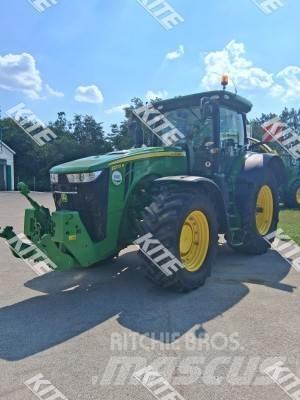 John Deere 8370R الجرارات