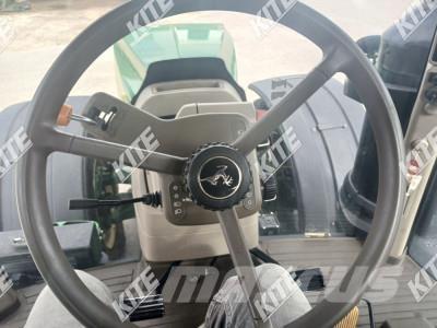 John Deere 8370R الجرارات