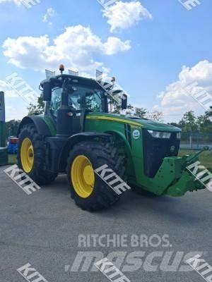 John Deere 8400R الجرارات