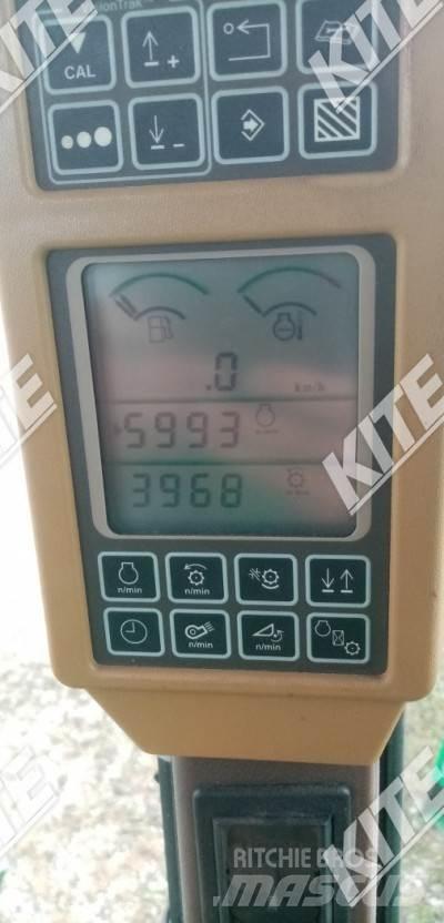 John Deere 9880i STS حصادات