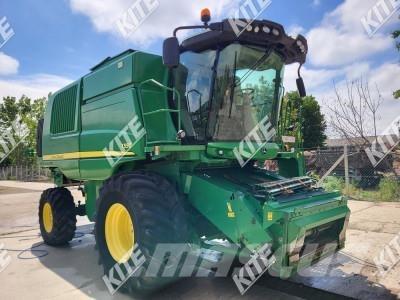 John Deere T550 حصادات