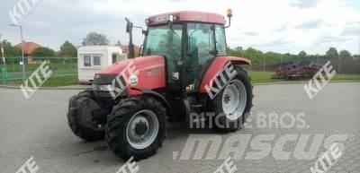 McCormick CX 110 الجرارات