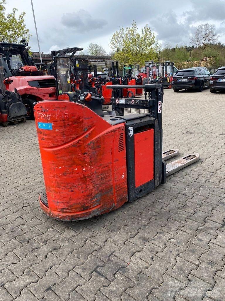 Linde D 12 SP معدات التكديس الجوالة
