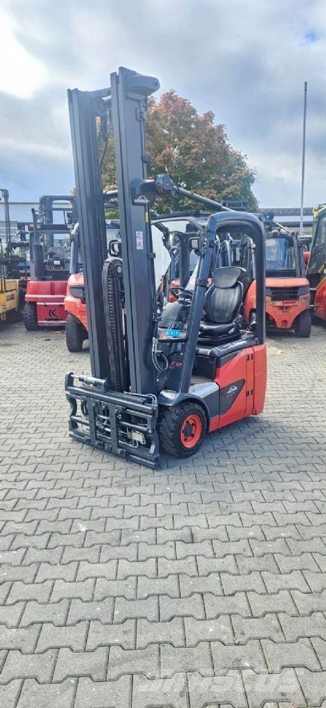Linde E 12-02 شاحنات ذات رافعات شوكية تعمل بالكهرباء