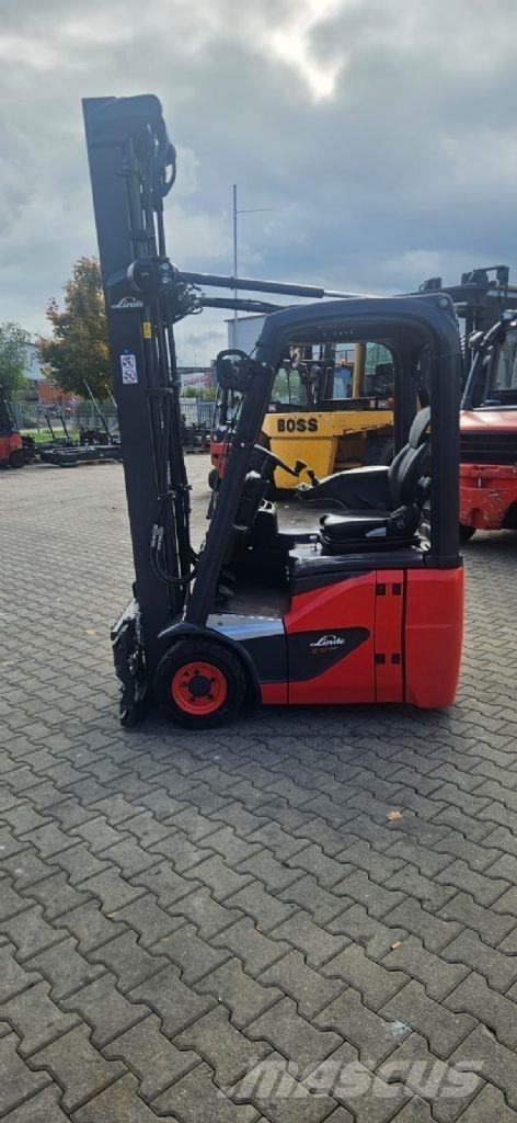 Linde E 12-02 شاحنات ذات رافعات شوكية تعمل بالكهرباء