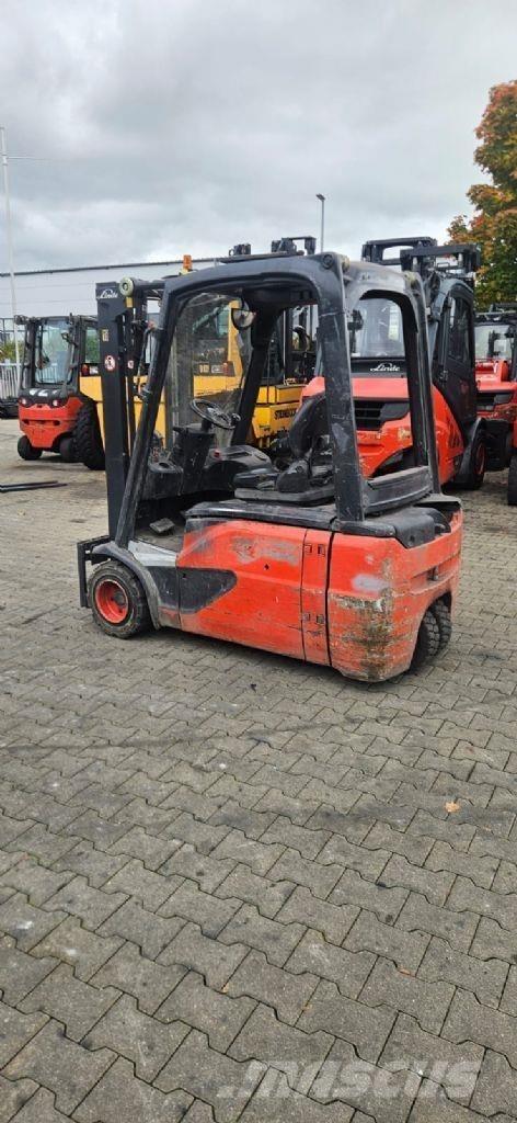 Linde E 20 L-02 شاحنات ذات رافعات شوكية تعمل بالكهرباء