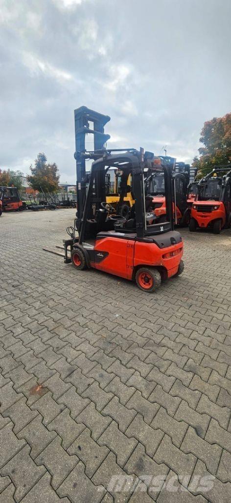 Linde E 20 PL-02 شاحنات ذات رافعات شوكية تعمل بالكهرباء