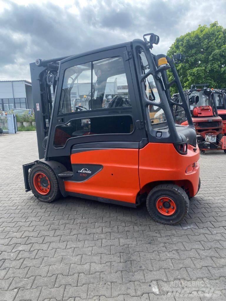 Linde E 50 HL-01 شاحنات ذات رافعات شوكية تعمل بالكهرباء