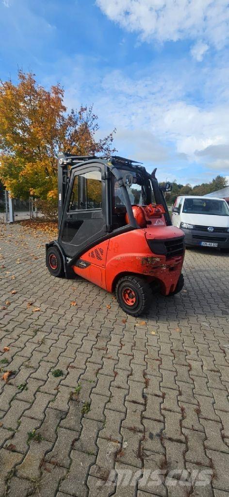 Linde H 30 T-02 شاحنات LPG