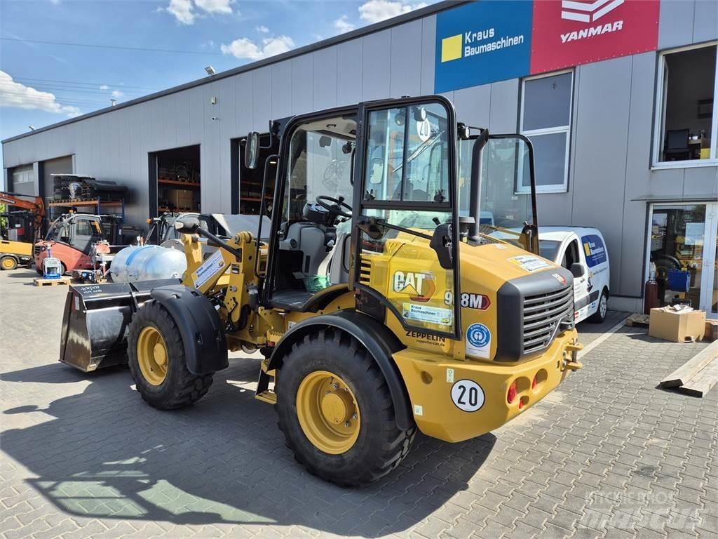 CAT 908 M لوادر بعجل