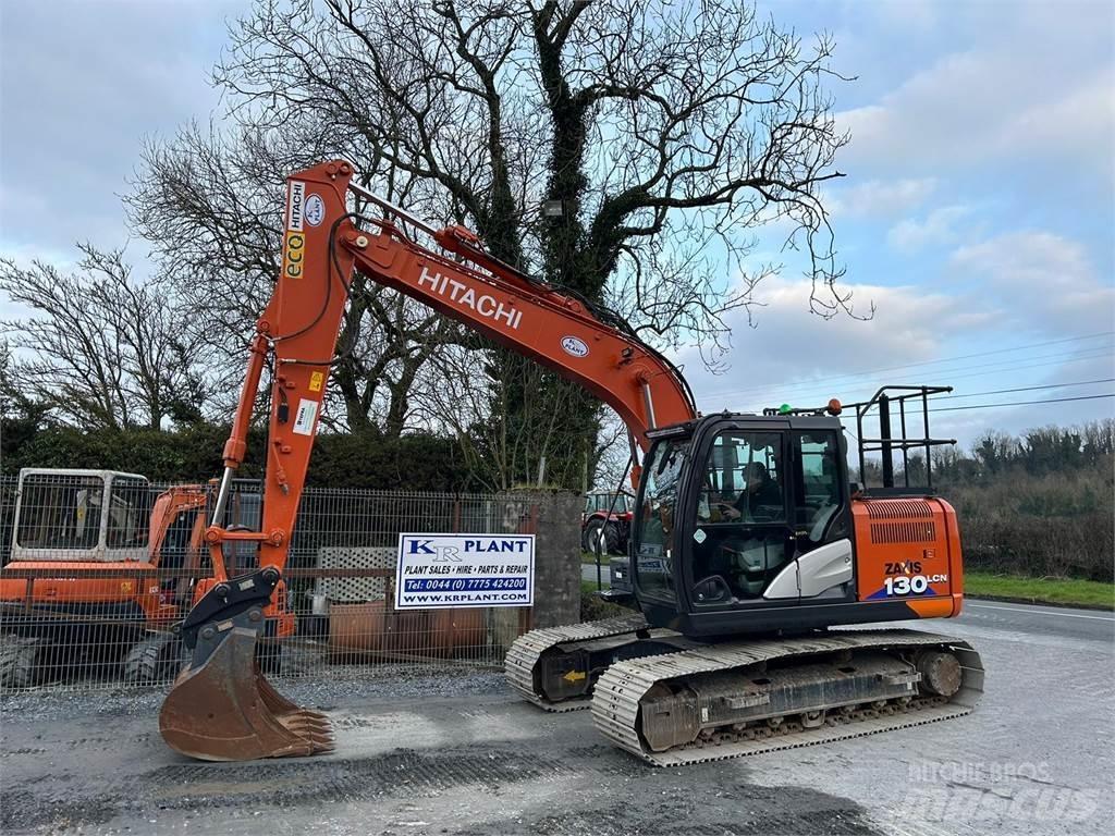 Hitachi ZX130LCN-6 حفارات زحافة