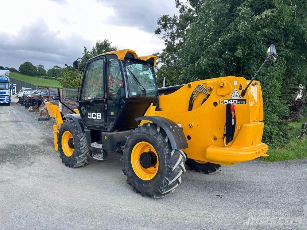 JCB 540-170 مناولات متداخلة