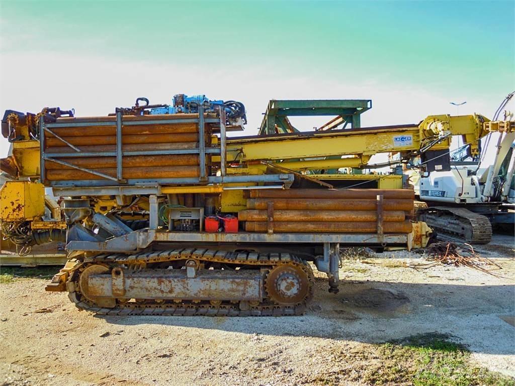 Atlas Copco Mustang 13-F3 معدات الثقب السطحي