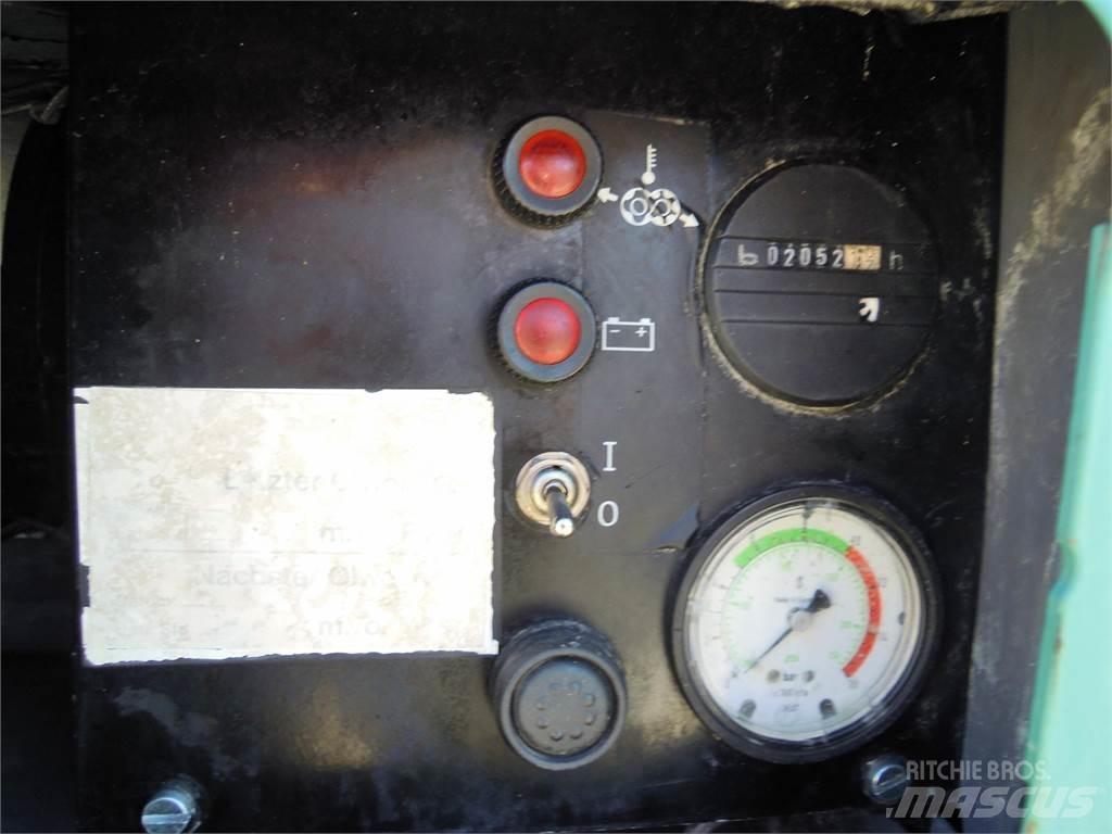 Atlas Copco XAS 67G مكابس