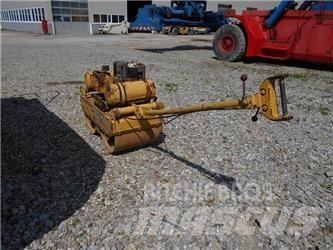 Bomag BW-60-S مداحل ثنائية الاسطوانة