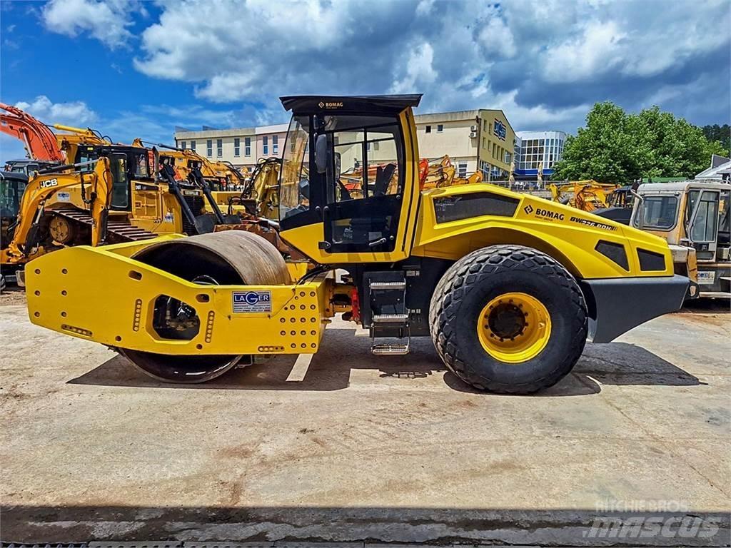 Bomag BW226PDH-5 مداحل ثنائية الاسطوانة