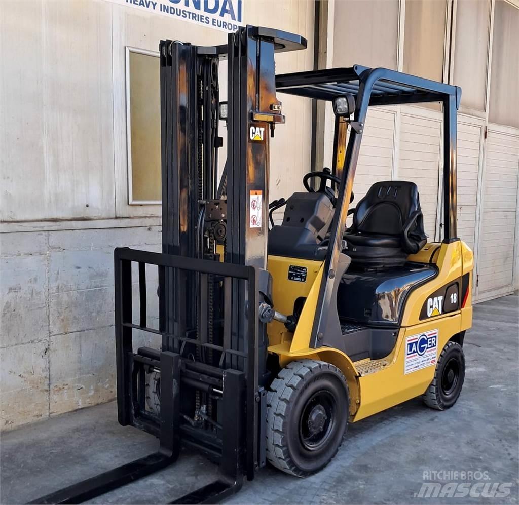 CAT DP18NT شاحنات الديزل