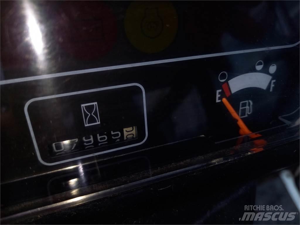 CAT DP50K 2 شاحنات الديزل