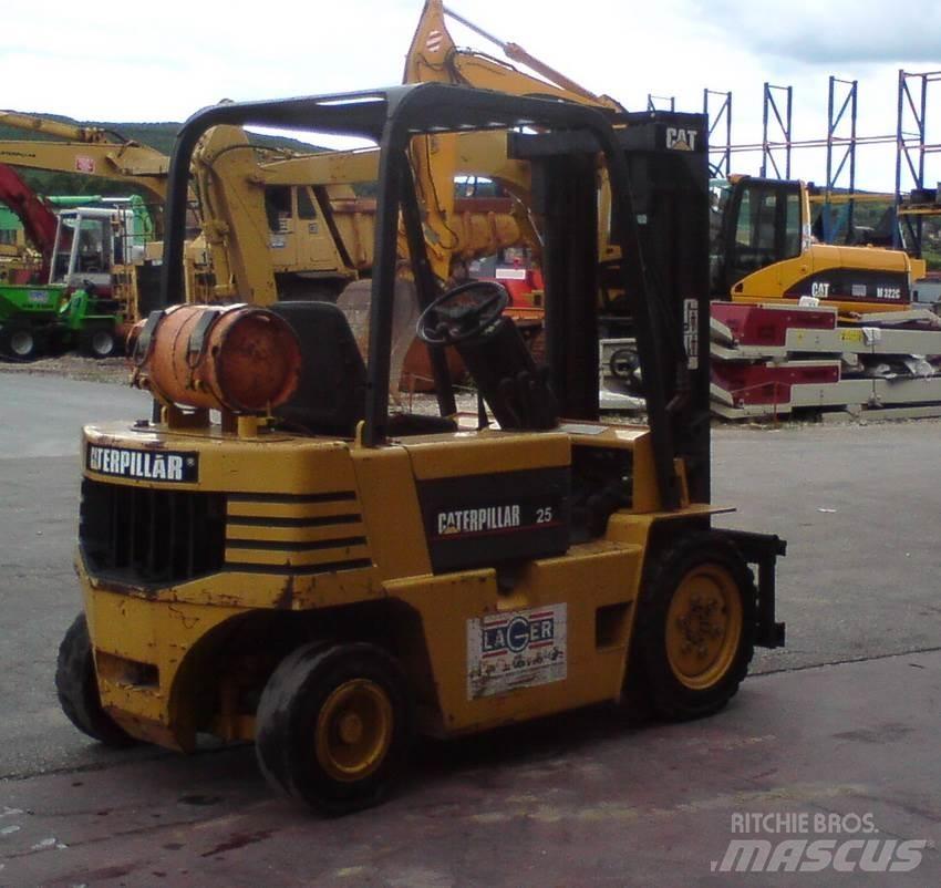 CAT GP25-2 شاحنات LPG