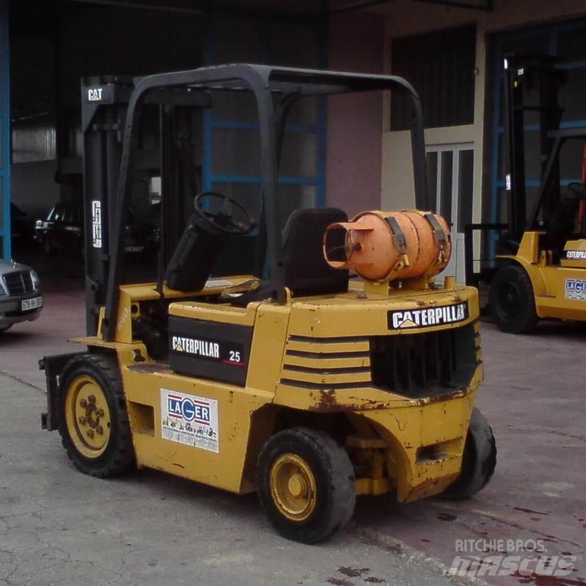 CAT GP25-2 شاحنات LPG