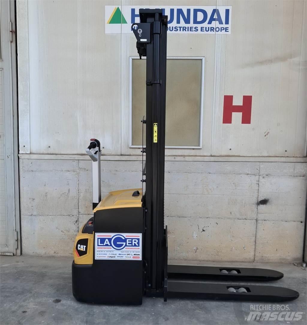CAT NSP16N2 معدات الرفع منخفض المستوى