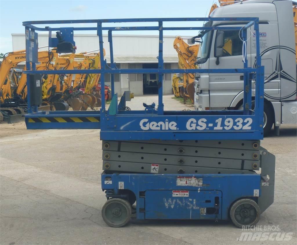 Genie GS 1932 رافعات سلة مفصلية