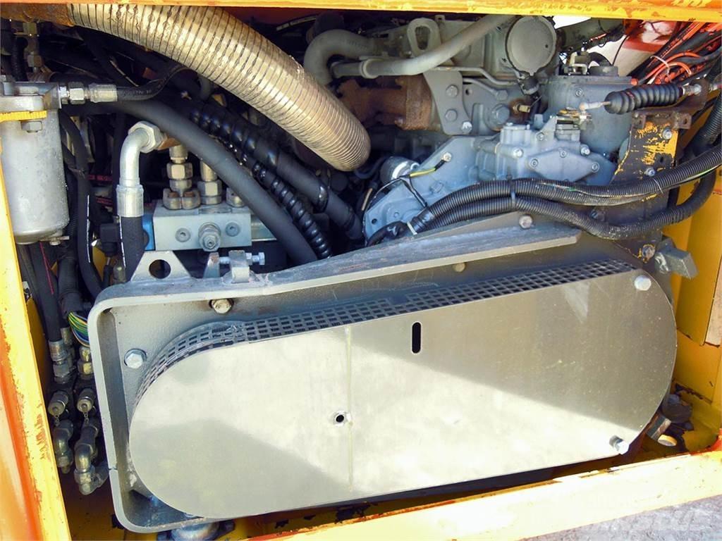 Hamm VH700 A مداحل ثنائية الاسطوانة