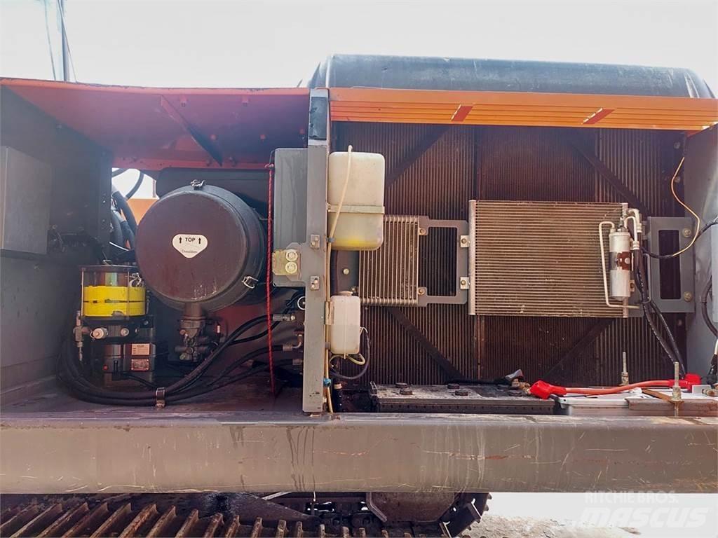 Hitachi ZX350LCN-3 حفارات زحافة