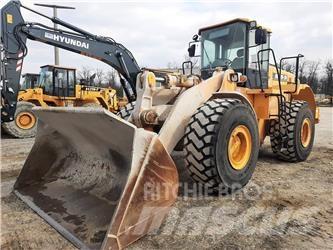 Hyundai HL770-7A لوادر بعجل