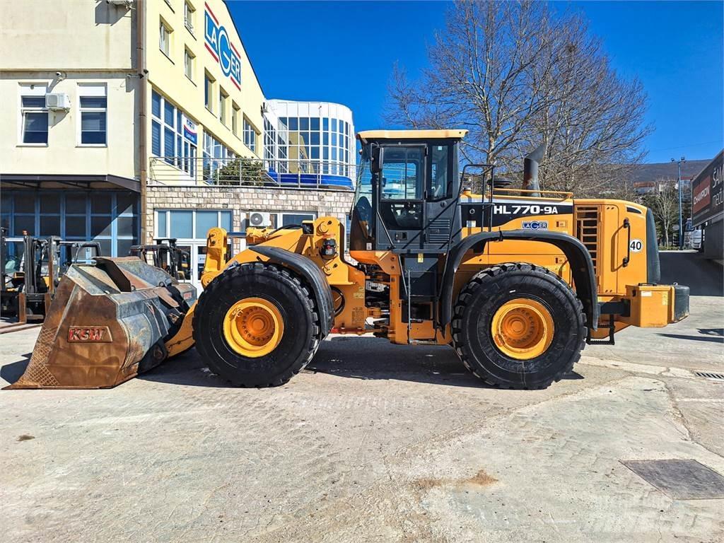 Hyundai HL770-9A لوادر بعجل