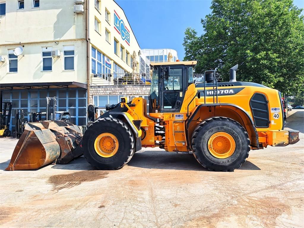 Hyundai HL970A لوادر بعجل