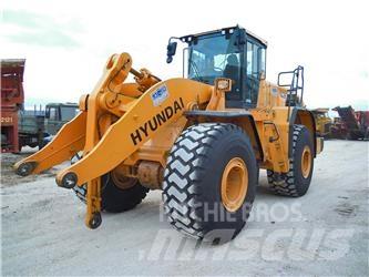 Hyundai HL980 لوادر بعجل