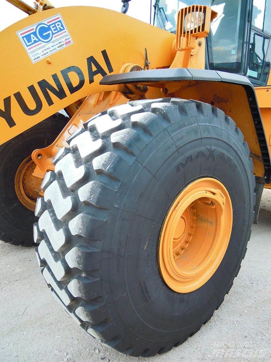 Hyundai HL980 لوادر بعجل