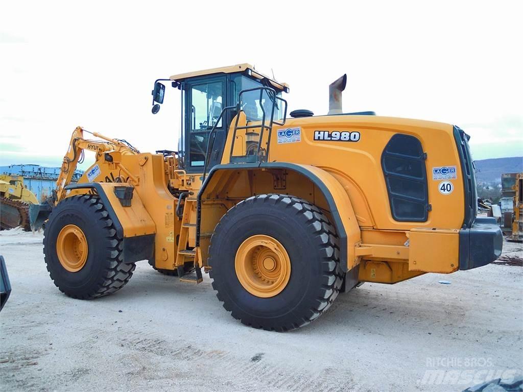 Hyundai HL980 لوادر بعجل