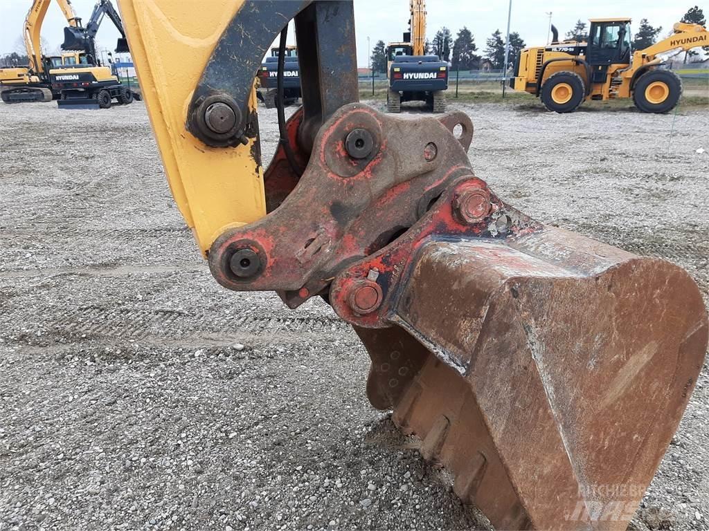 Hyundai R140LC-9 حفارات زحافة