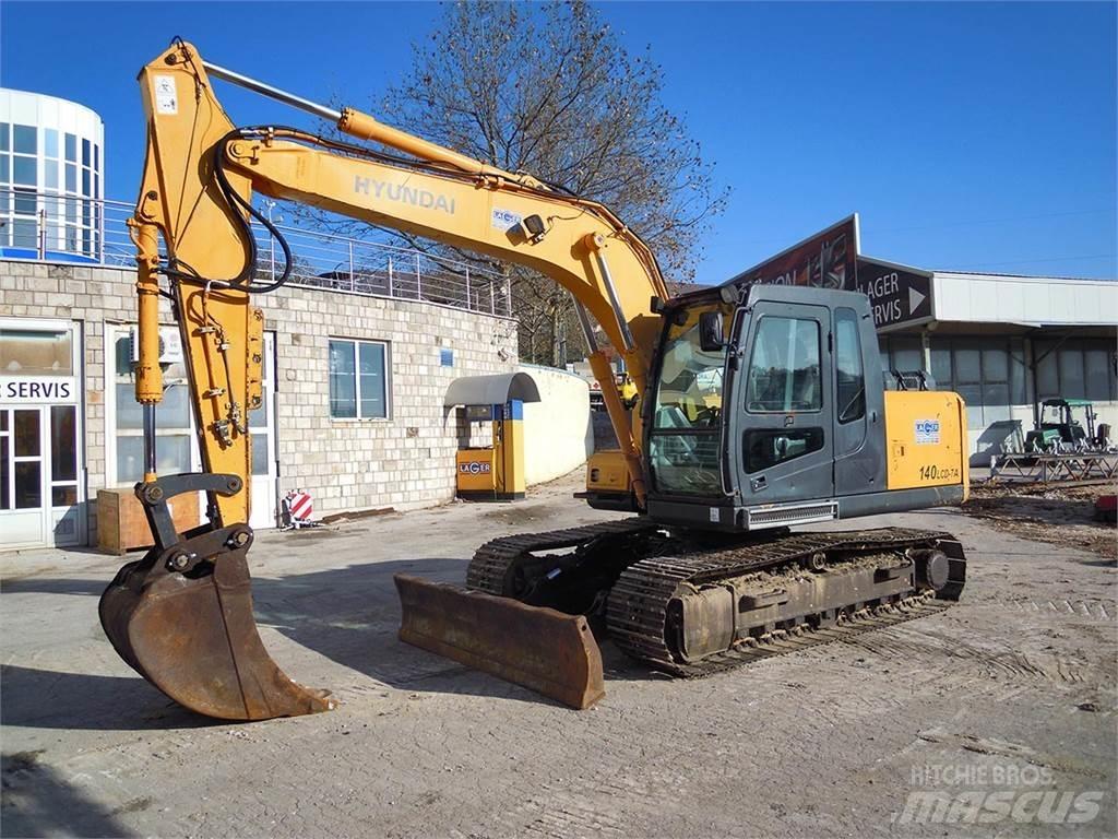 Hyundai R140LCD-7A حفارات زحافة