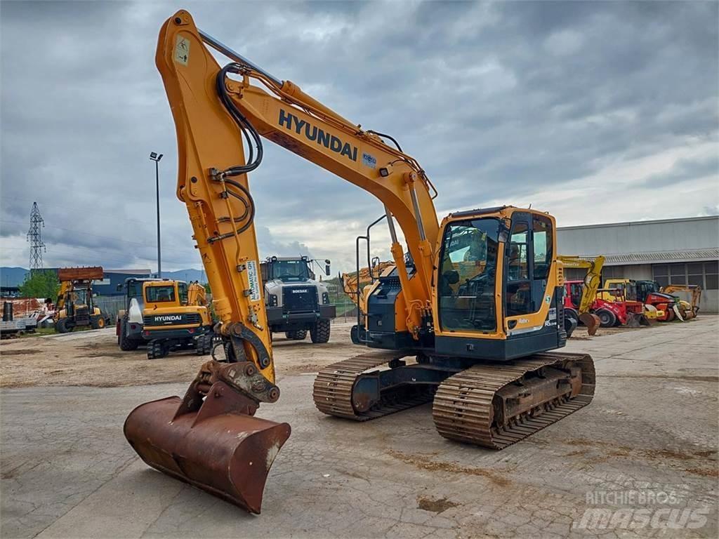 Hyundai R145LCR-9A حفارات زحافة
