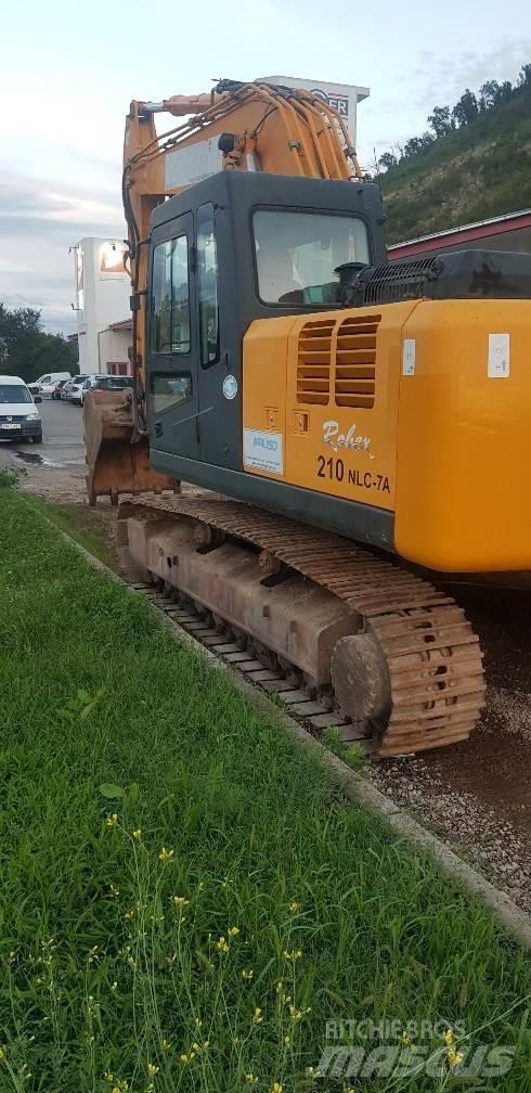 Hyundai R210NLC-7A حفارات زحافة
