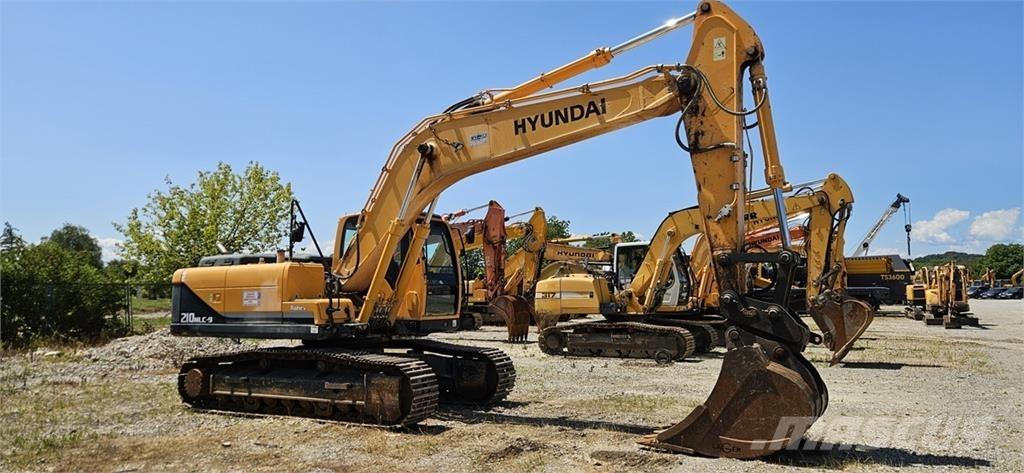 Hyundai R210NLC-9 حفارات زحافة