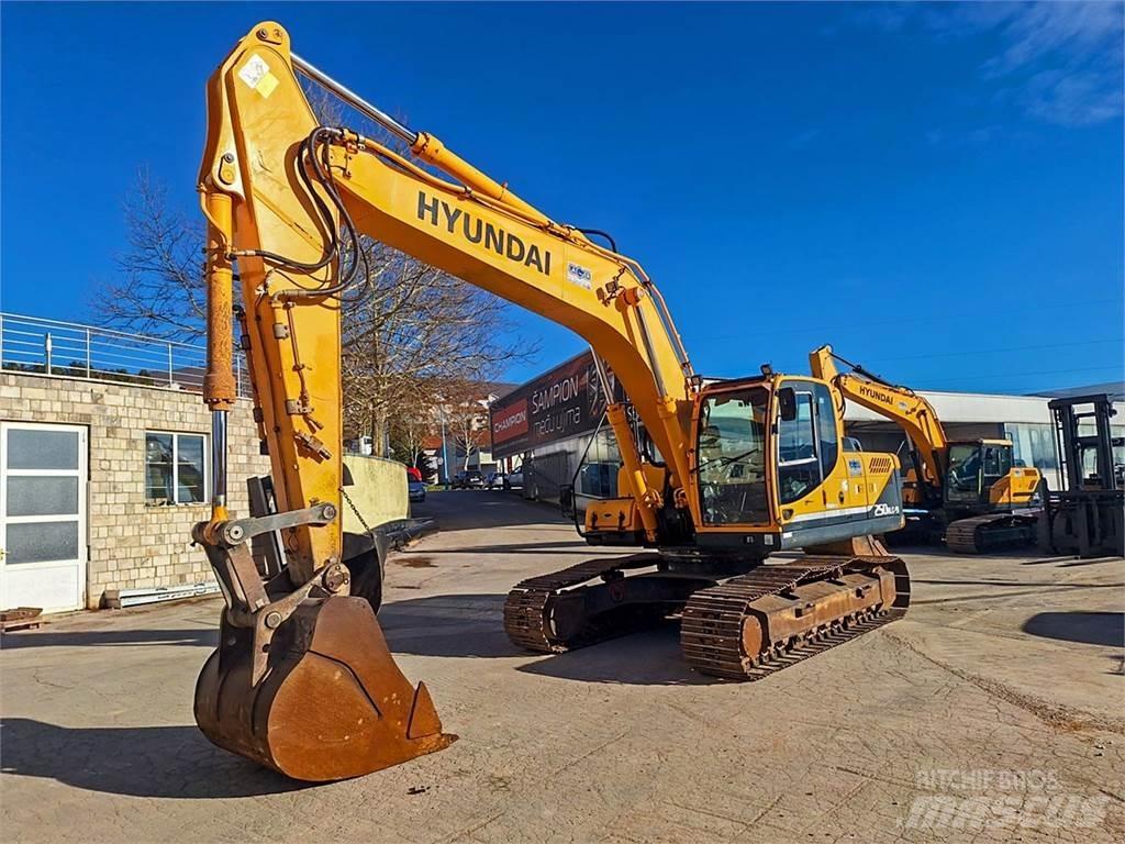 Hyundai R250NLC-9 حفارات زحافة