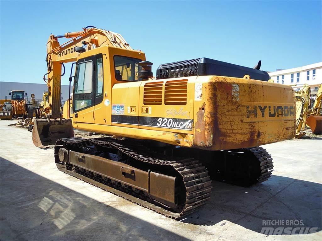Hyundai R320NLC-7A حفارات زحافة